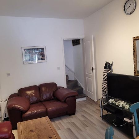 Nice Double Bedroom Near Qmc Nottingham Exterior photo